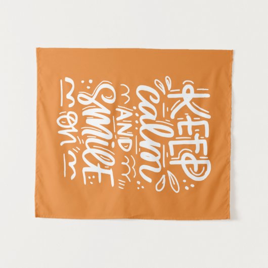 Behalten Sie Ruhe und lächeln Sie an Wandteppich (Vorderseite (Horizontal))