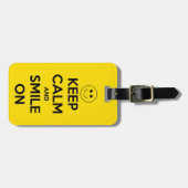 Behalten Sie Ruhe und lächeln Sie auf Gelb Gepäckanhänger (Vorderseite horizontal)