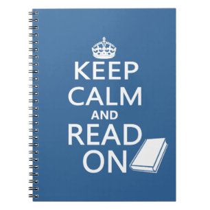 Behalten Sie Ruhe und lesen Sie an Notizblock