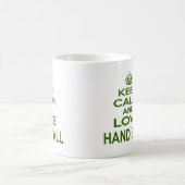 Behalten Sie Ruhe-und Liebe-Handball Kaffeetasse (Mittel)