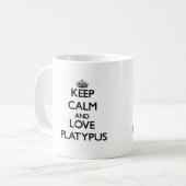 Behalten Sie Ruhe und Liebe Platypus Kaffeetasse (Vorderseite Links)