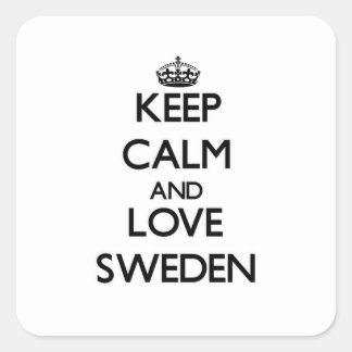 Behalten Sie Ruhe und Liebe Schweden Quadratischer Aufkleber