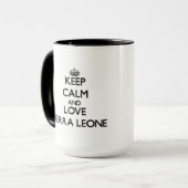 Behalten Sie Ruhe und Liebe Sierra Leone Tasse (Vorderseite Links)