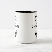 Behalten Sie Ruhe und Niederlage Zwei-Ton Tasse (Mittel)