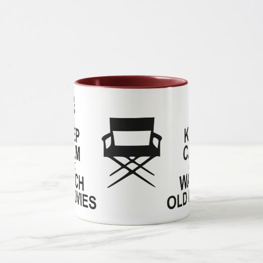 Behalten Sie Ruhe und passen Sie alte Filme auf Tasse (Zentrum)