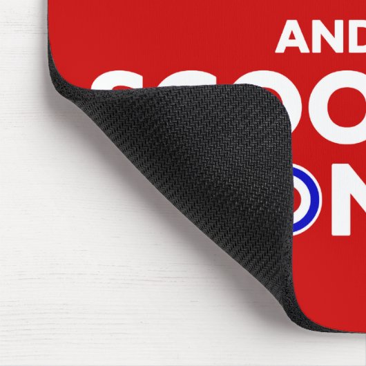 Behalten Sie Ruhe und Roller auf Mousepad (Ecke)