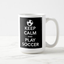 Behalten Sie Ruhe-und Spiel-Fußball-Tasse