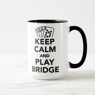Behalten Sie Ruhe- und Spielbrücke Tasse