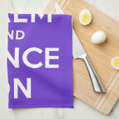 Behalten Sie Ruhe und tanzen Sie an Küchentuch (Viertel Falte)