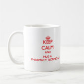 Behalten Sie Ruhe und umarmen Sie einen Kaffeetasse (Links)