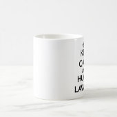 Behalten Sie Ruhe und umarmen Sie einen Kaffeetasse (Mittel)