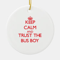 Behalten Sie Ruhe und vertrauen Sie dem Bus-Jungen