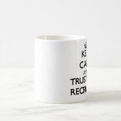 Behalten Sie Ruhe und vertrauen Sie dem Kaffeetasse (Mittel)