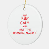 Behalten Sie Ruhe und vertrauen Sie dem Keramikornament (Links)