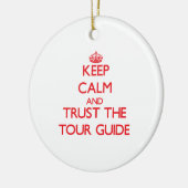 Behalten Sie Ruhe und vertrauen Sie dem Keramikornament (Links)