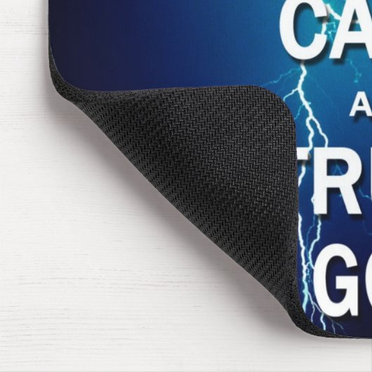 Behalten Sie Ruhe-und Vertrauens-Gott Mousepad (Ecke)