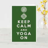 Behalten Sie Ruhe und Yoga an Karte (Gelbe Blume)