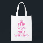 Behalten Sie ruhig es ist wiederverwendbare Tasche Wiederverwendbare Einkaufstasche<br><div class="desc">Behalten Sie ruhig es ist wiederverwendbare Tasche des Mädchenwochenendes Einkaufs. Lustig behalten Sie ruhig und machen Sie Taschentaschenparodie für Junggeselinnen-Abschied,  Brautparty,  Wochenendenferienreise,  wedding Team,  Braut und Brautjungfern,  Damennacht etc. weiter. Machen Sie Ihr eigenes niedliches Zitat mithilfe dieser Schablone. Vintager keepcalm Typografietext mit Prinzessinkrone. Spaßzusätze für Frauen und Damen.</div>
