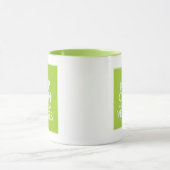 Behalten Sie ruhig und bauen Sie Veggies an Tasse (Zentrum)