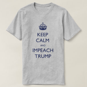 Behalten Sie ruhig und klagen Sie Trumpf an T-Shirt
