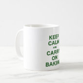Behalten Sie ruhig und machen Sie weiter zu backen Kaffeetasse (Vorderseite Links)