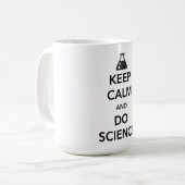 Behalten Sie ruhig und tun Sie Wissenschaft Kaffeetasse (Vorderseite Links)