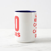 Behalten Sie ruhige Angestelltanerkennungs-Tasse | Zweifarbige Tasse (Mittel)