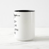 Behalten Sie ruhige u. Rückholfeuer-Kaffeetasse Tasse (Zentrum)