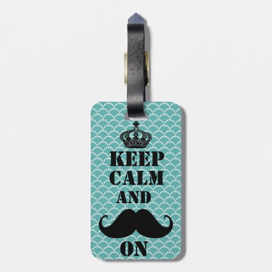 Behalten Sie ruhigen Schnurrbart an Gepäckanhänger (Rückseite vertikal)