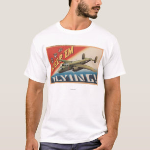 Behalten Sie sie mittlerer Bomber Flying/B-25 T-Shirt