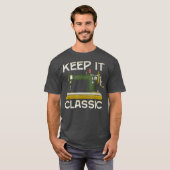 Behaltend klassische Vintage Nähmaschine T-Shirt (Vorne ganz)