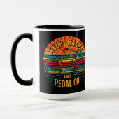 Behauptung und Pedal über Typografie behalten Tasse (Links)
