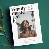 Beherrschte es! Ankündigung von Abschluss Foto