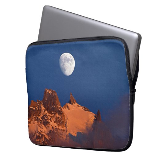 Bei Sonnenaufgang | Aiguille du Plan Chamonix, Fra Laptopschutzhülle (Vorderseite Links)