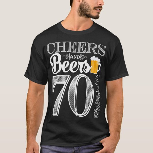 Beifall und Biere zu den 70 Jahren der T - Shirt (Vorderseite)