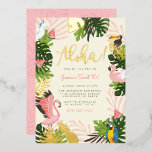 Beige | Aloha Hawaii Tropical Gold Geburtstagspart Folieneinladung<br><div class="desc">Beige | Aloha Hawaii Tropical Gold Geburtstagsparty Foil Einladung. Wir können nicht auf den Sommer warten! Feiern Sie Ihren besonderen Tag mit dieser niedlichen tropischen Sommergeburtstagsfeier. Dieses Design umfasst prächtige Ananas, niedliche Flamingos, Monstera-Blätter aus Gold, Wassermelonen, Einhörner, einen Toucan und einen Papagei! Sie sind eingeladen, das Sweet 16" (Ihr Name)...</div>