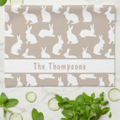 Beige And White Bunny Pattern And Name Easter Geschirrtuch (Gefaltet)