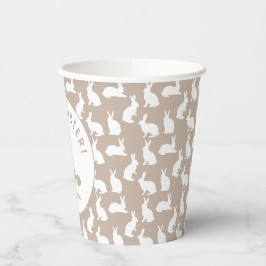 Beige And White Bunny Rabbit Pattern Happy Easter Pappbecher (Links)