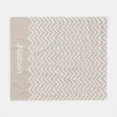 Beige And White Squiggly Chevron Zigzag Pattern Fleecedecke (Vorderseite (Horizontal))