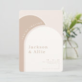 Beige Arch Boho Minimalistische Hochzeitseinladung Einladung (Stehend Vorderseite)