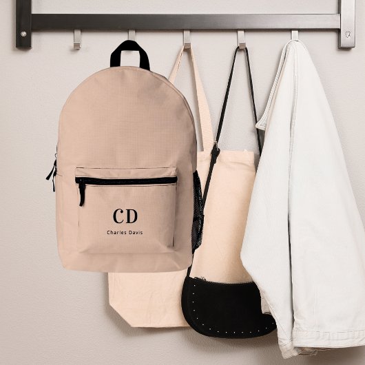 Beige Bezeichnung für moderne Monogramm-Initialen Bedruckter Rucksack