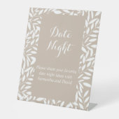 Beige Blätter Brautparty Minimalistisch Sockelschild (Vorderseite)