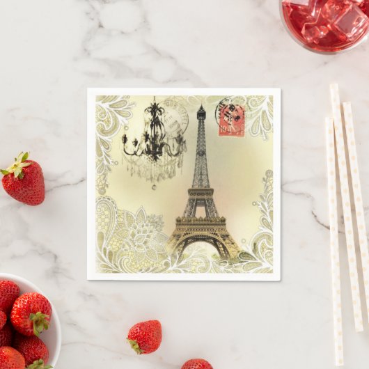 Beige, blumengeschmückte Kronleuchter, eiffener Tu Serviette (Beispiel)