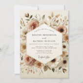 Beige Blumige Hochzeitsblüte Einladung (Vorderseite)