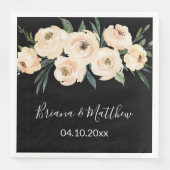 Beige Blush Floral auf Schwarze Hochzeit Serviette (Vorderseite)