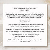 Beige Blütensitzkarten mit Gästennamen