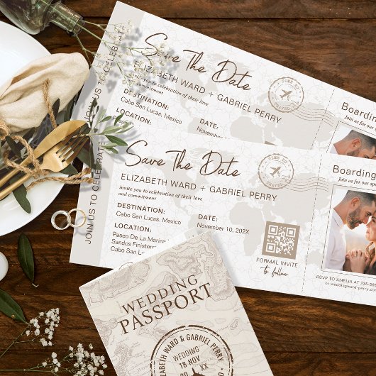 Beige Boarding Pass Hochzeit in Urlaubsort QR-Code Einladung