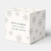Beige Boho Winter Snowflake Babydusche Geschenkschachtel (Rückseite)