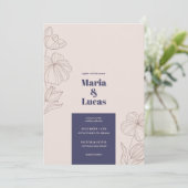 Beige braune, blumengeschmückte typische Hochzeit  Einladung (Stehend Vorderseite)