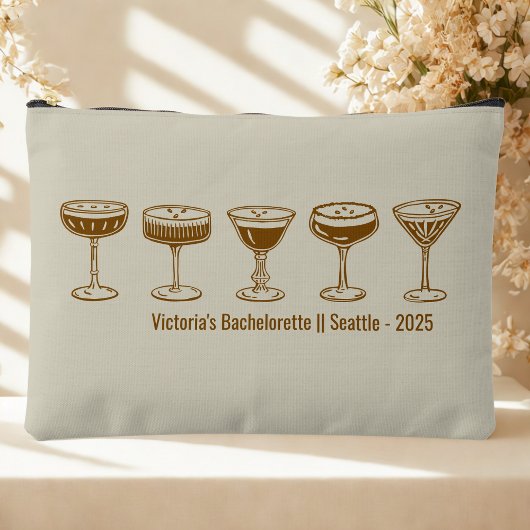 Beige Bridesmaid Espresso Martini Bachelorette  Zubehörtasche
